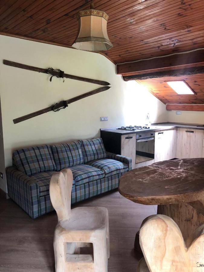 La Mansarda Di Casa Vacanze La Vite Bordogna Exterior foto