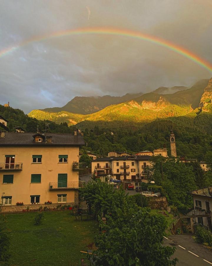 La Mansarda Di Casa Vacanze La Vite Bordogna Exterior foto